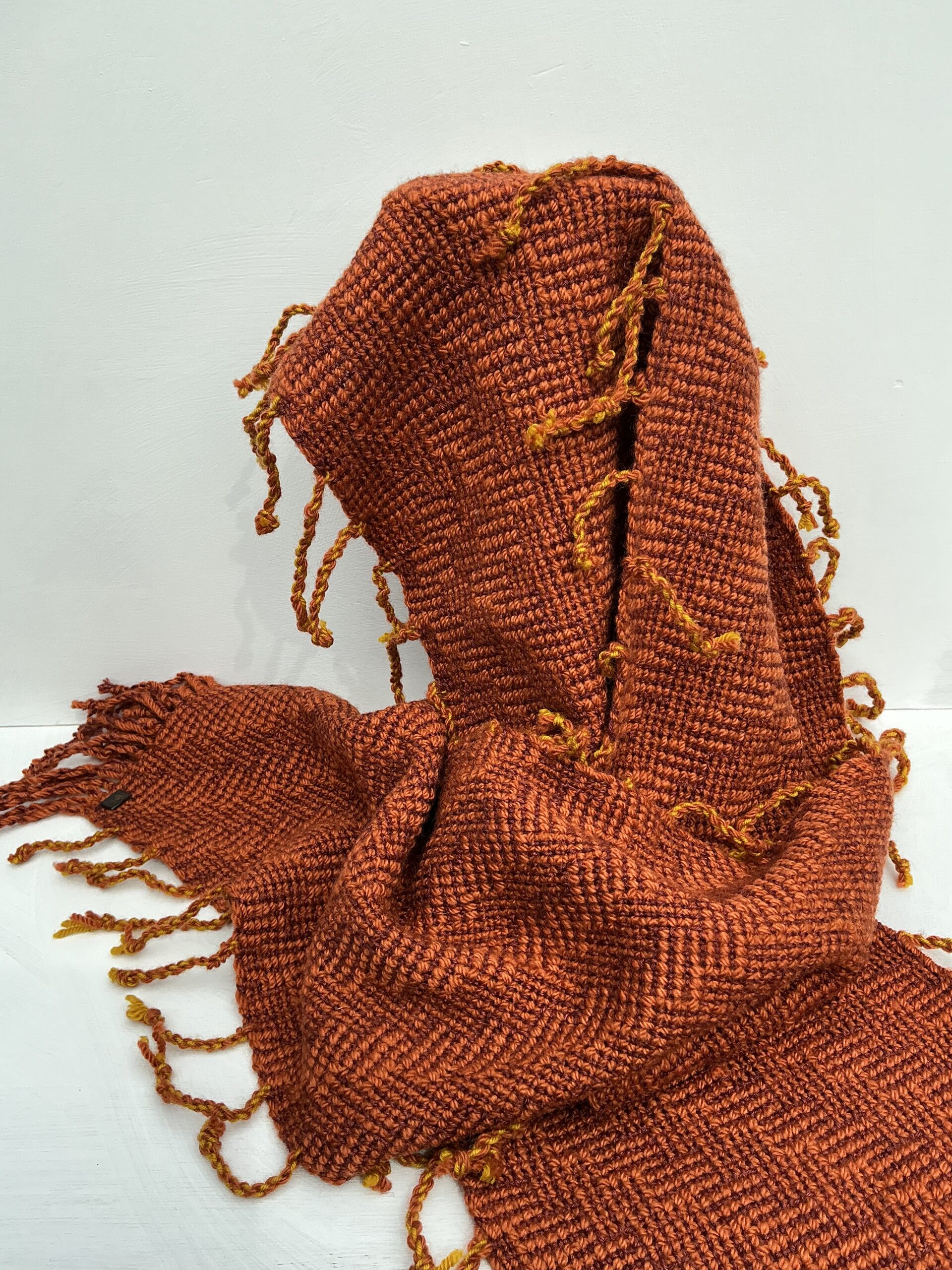 Fringed mosscar - Image 2