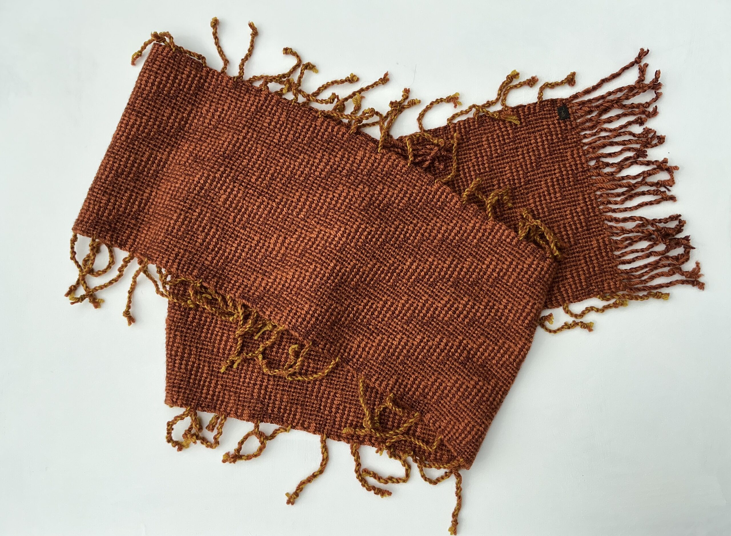 Fringed mosscar - Image 4
