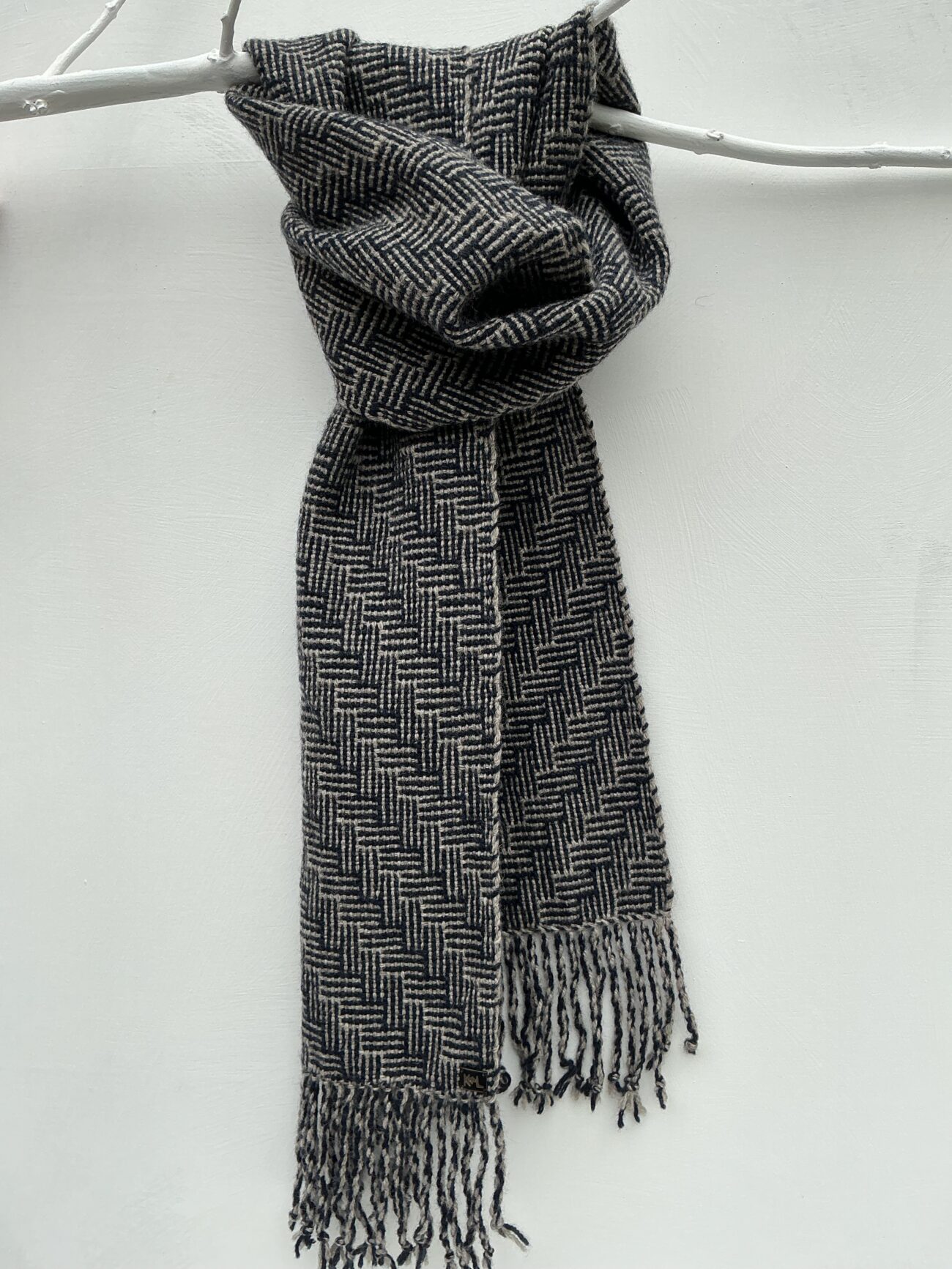 Mosscarr dark navy - Image 3